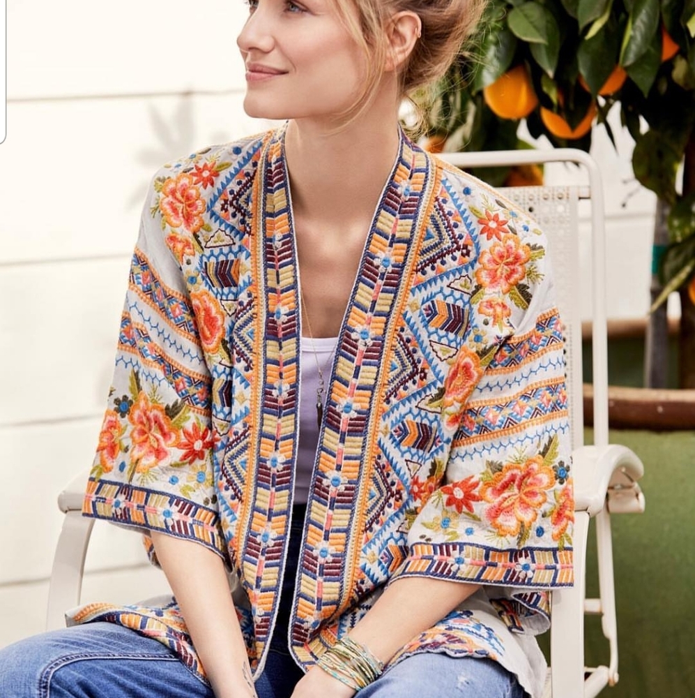 Johnny was Sentrie Embroidered Linen Kimono